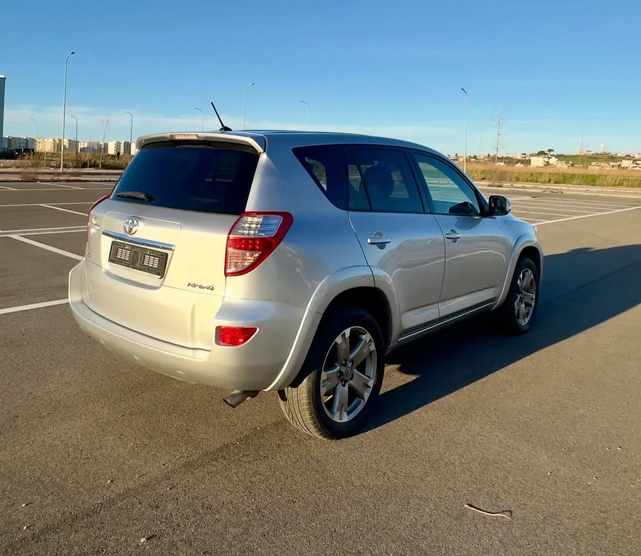 Toyota RAV4, 2011 — 5
