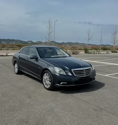 Mercedes-Benz E-Class 2009 — 2