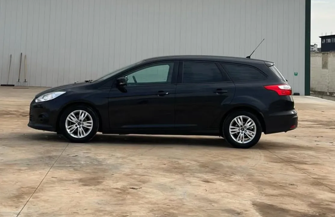 Ford Focus, 2012 — 5