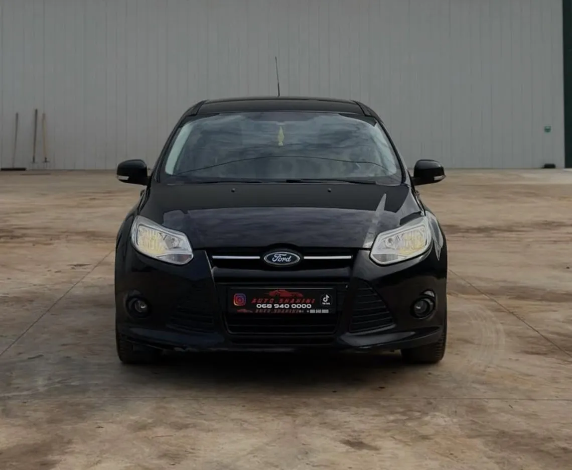 Ford Focus, 2012 — 10