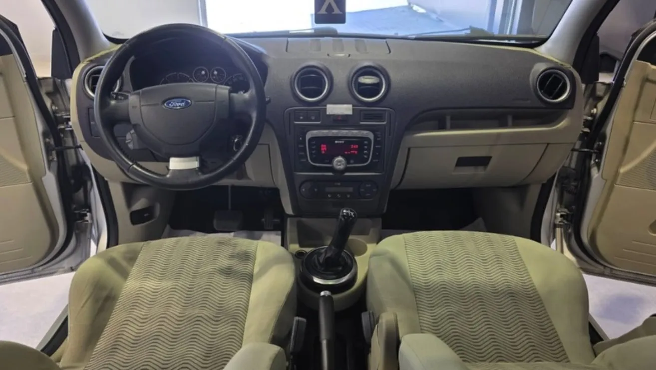 Ford Fusion, 2008 — 3