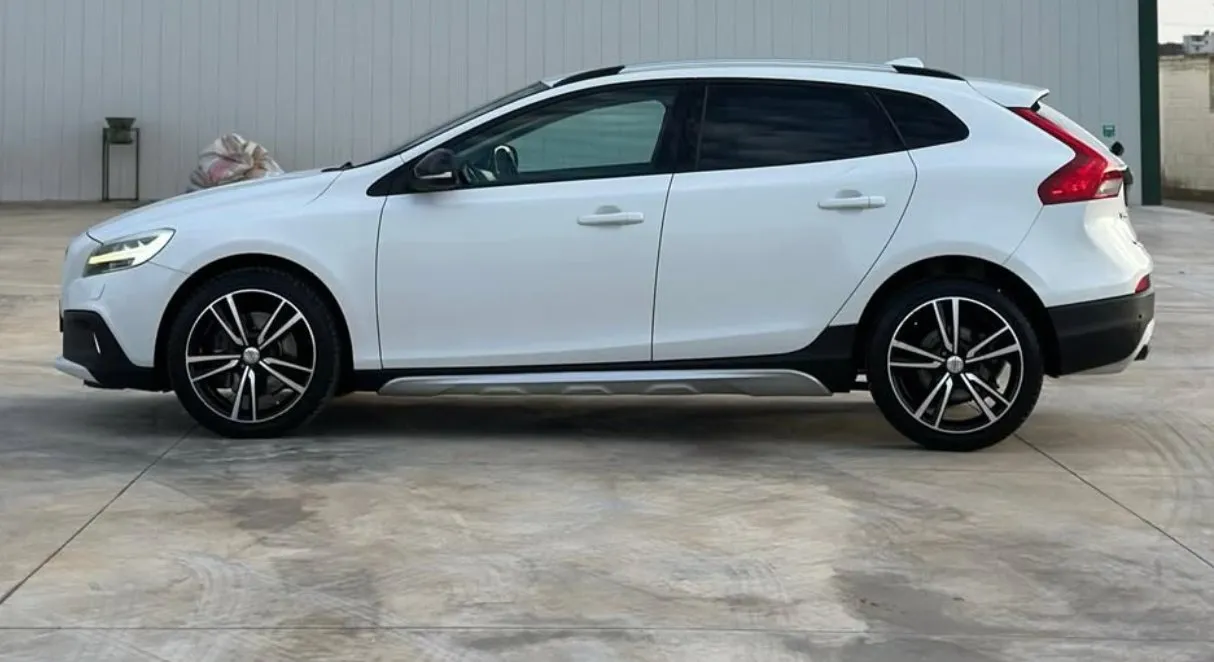 Volvo V40, 2016 — 3