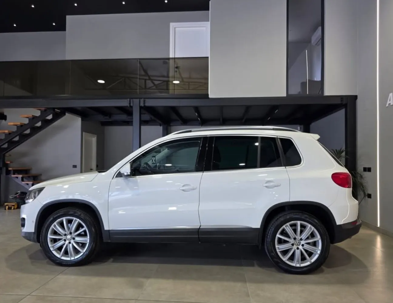 Volkswagen Tiguan, 2012 — 5