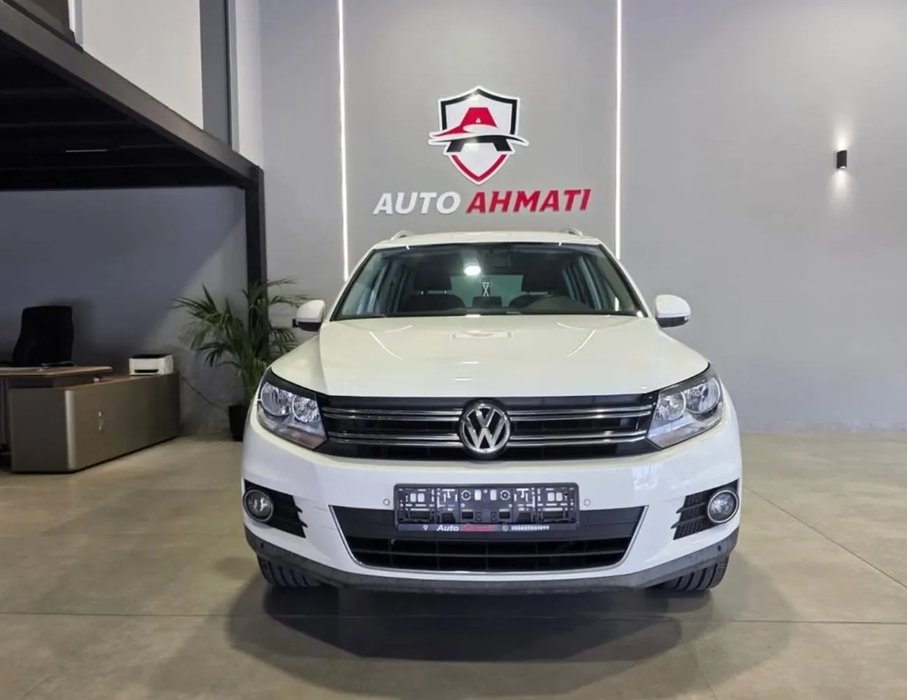 Volkswagen Tiguan, 2012 — 1