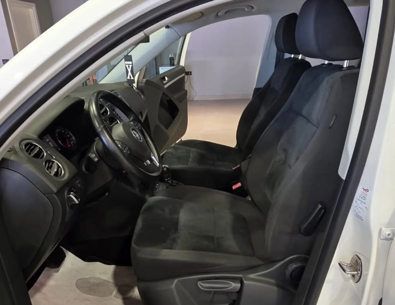 Volkswagen Tiguan, 2012 — 8