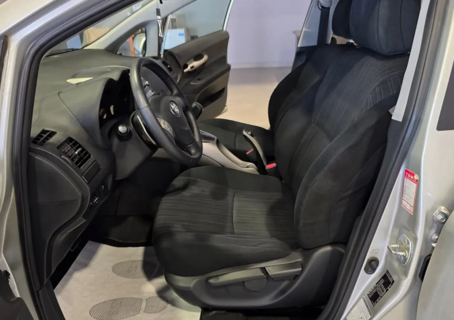 Toyota Auris, 2007 — 8