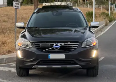 Volvo XC60 2015 — 2