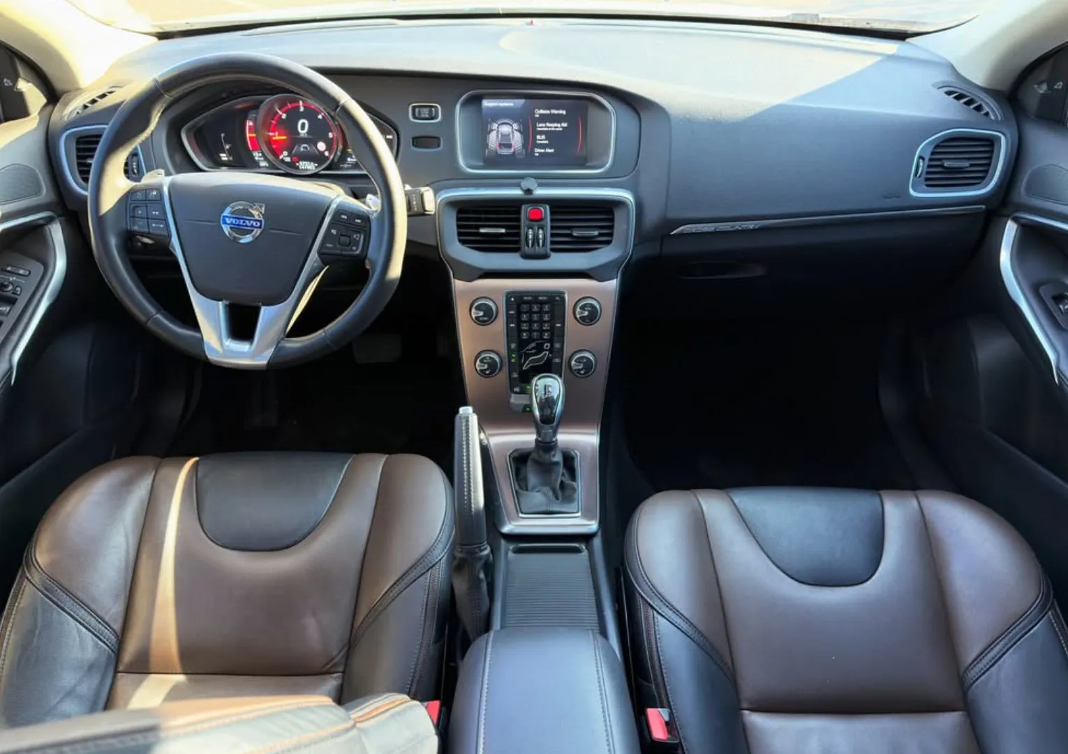 Volvo V40, 2015 — 6