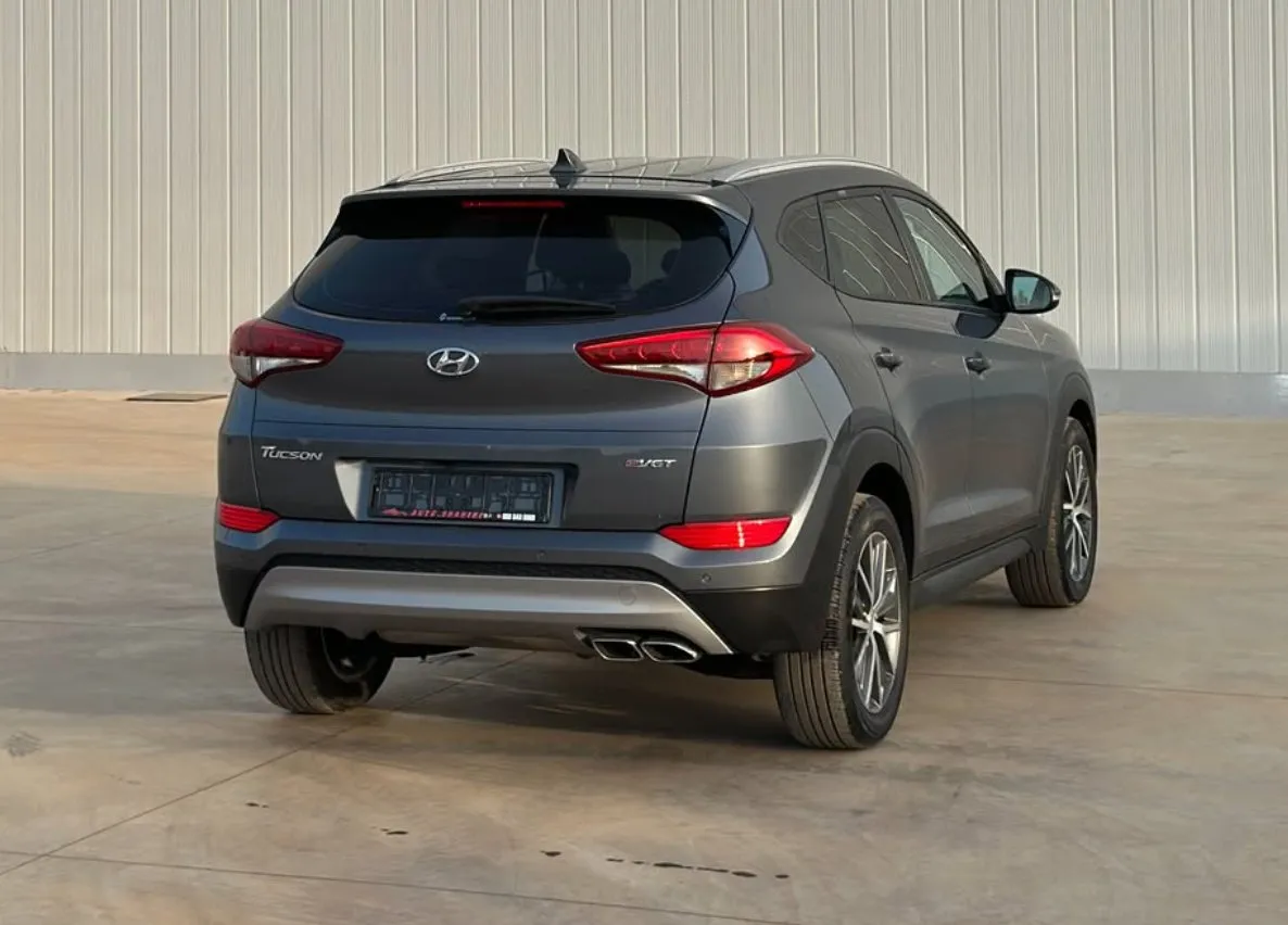 Hyundai Tucson, 2017 — 7