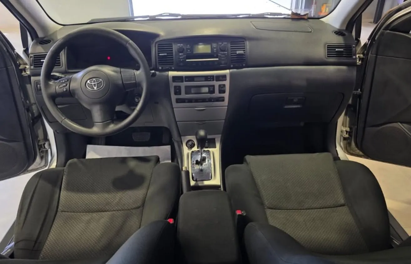 Toyota Corolla, 2005 — 3