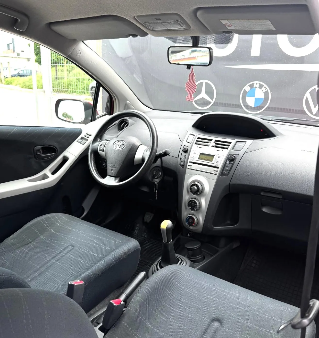 Toyota Yaris, 2008 — 8