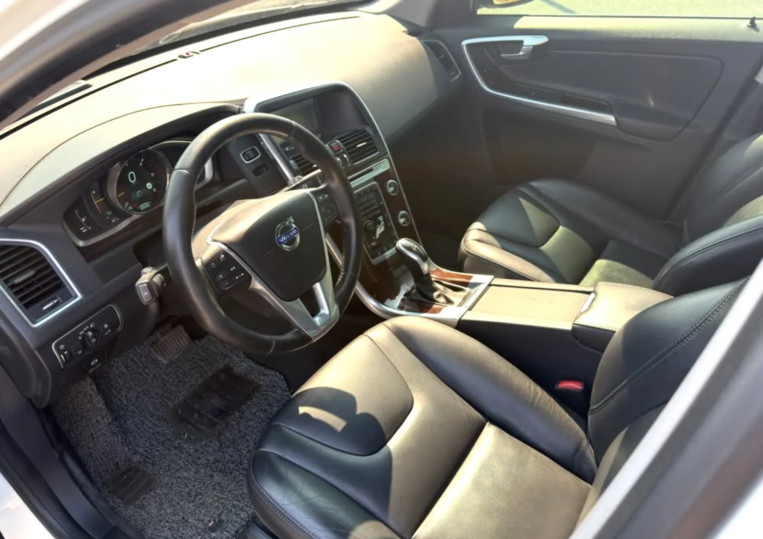 Volvo XC60, 2015 — 5
