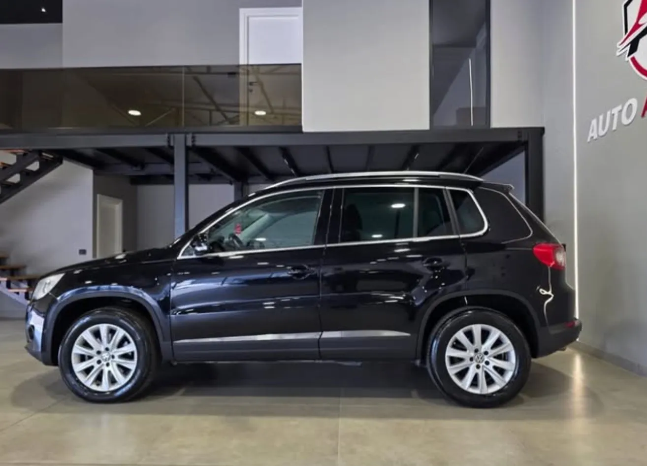 Volkswagen Tiguan, 2010 — 5