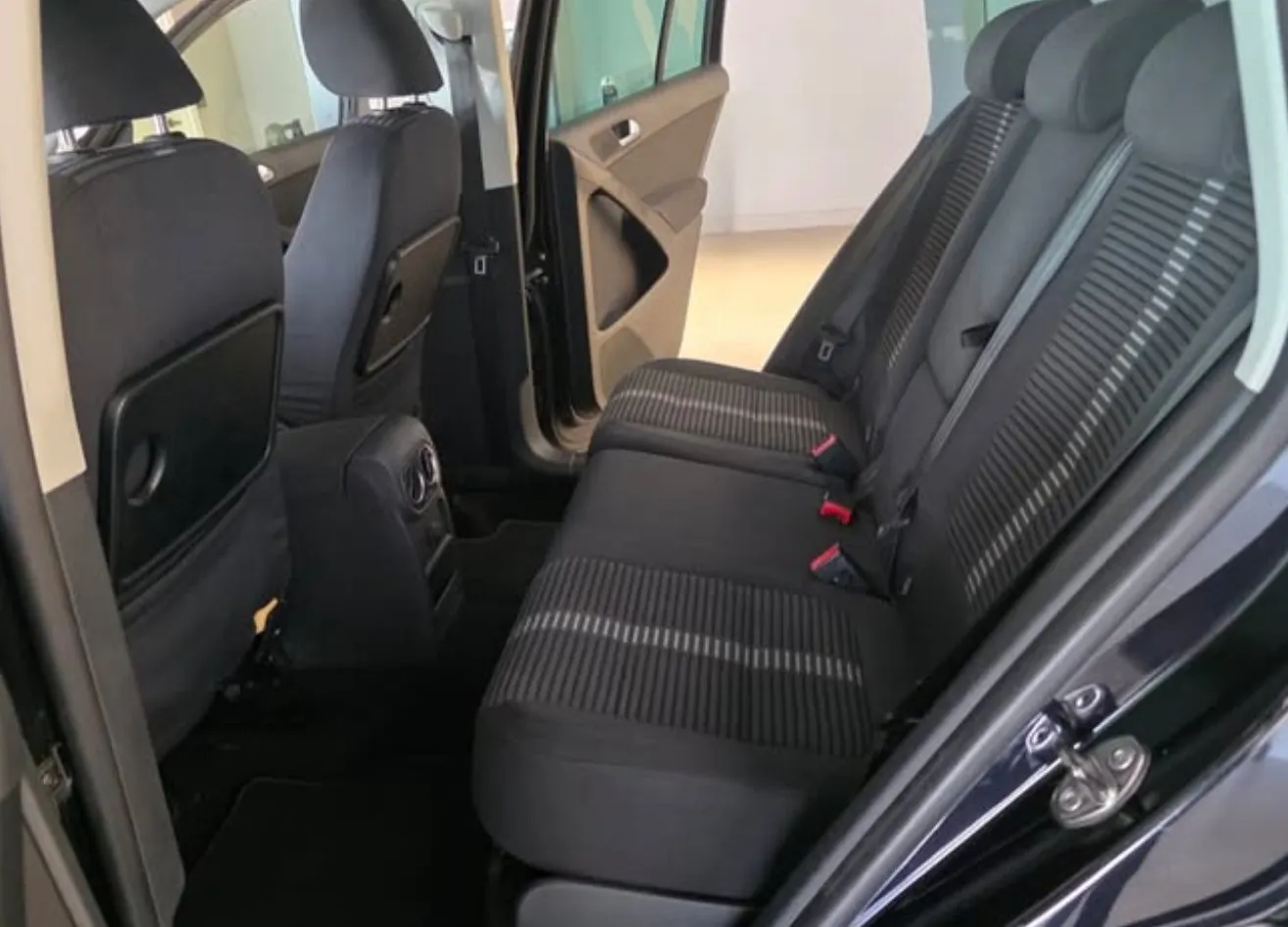 Volkswagen Tiguan, 2010 — 10