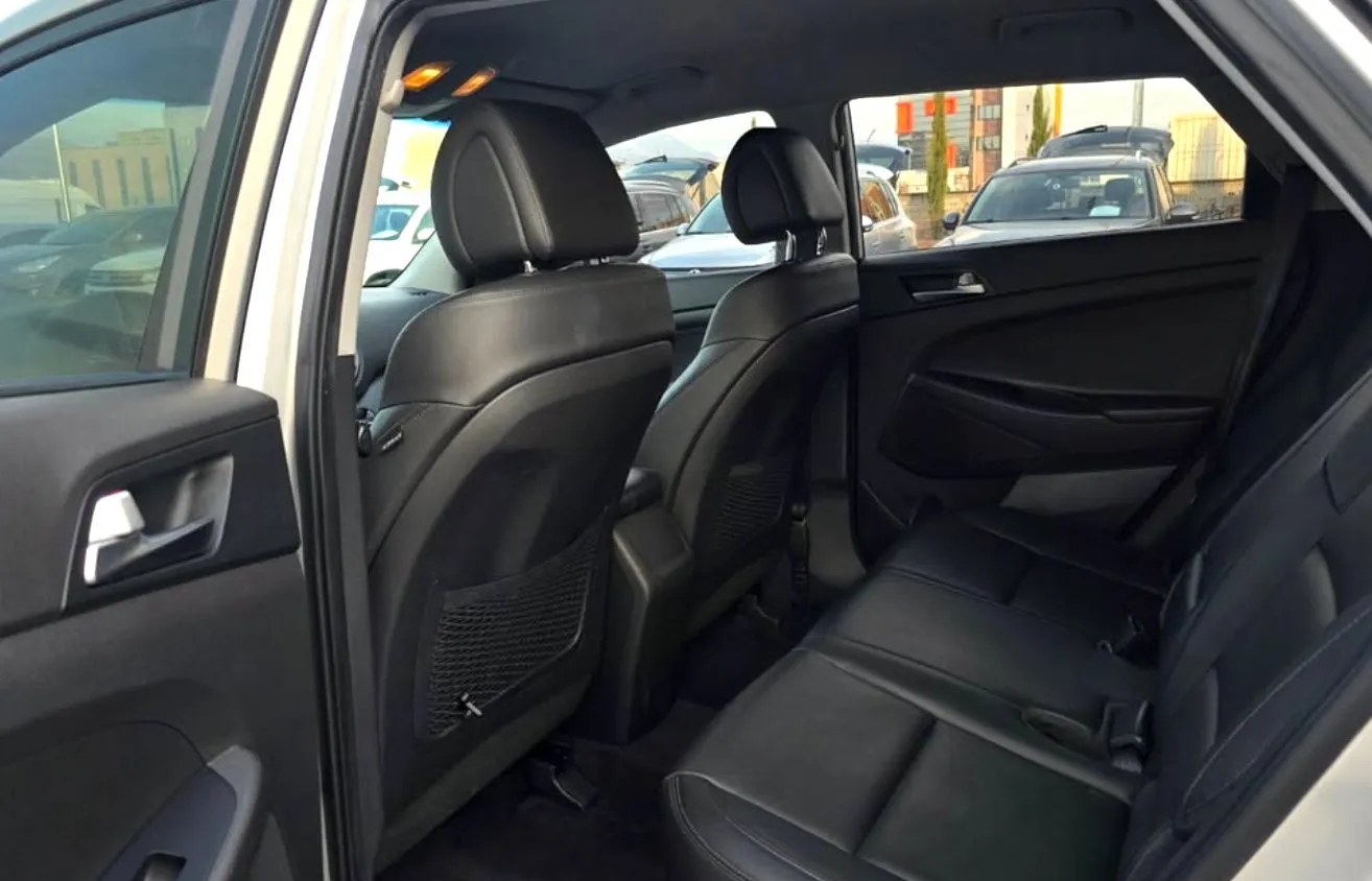 Hyundai Tucson, 2015 — 7