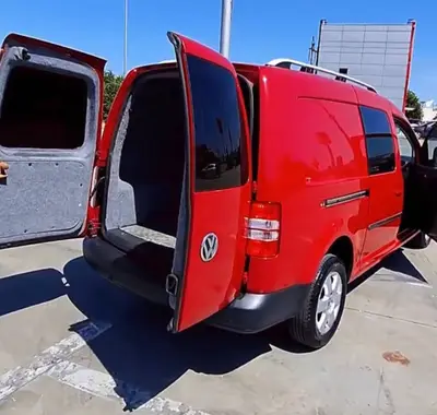 Volkswagen Caddy 2012 — 2