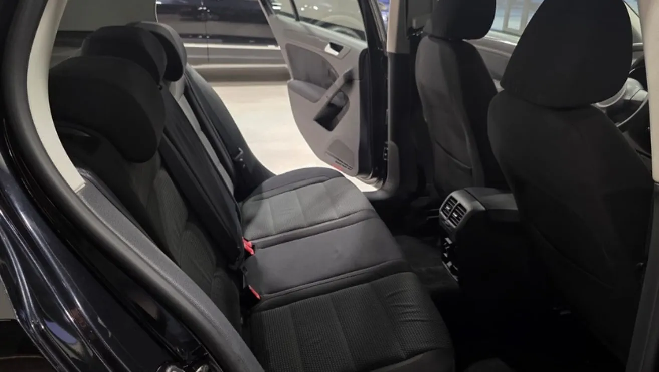 Volkswagen Golf, 2010 — 13