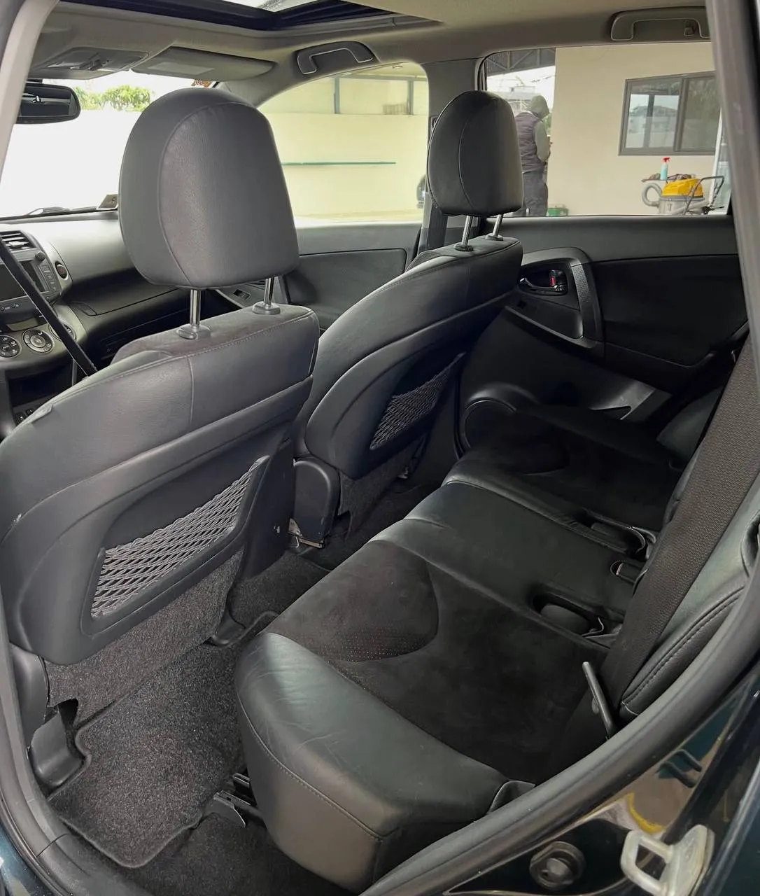 Toyota RAV4, 2011 — 6