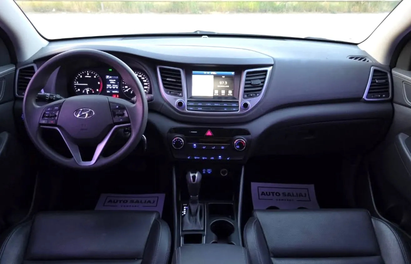 Hyundai Tucson, 2015 — 11