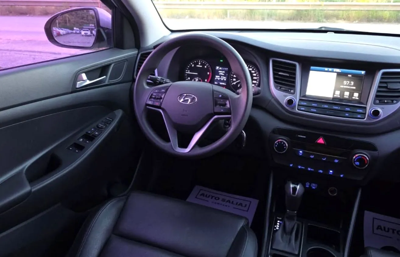 Hyundai Tucson, 2015 — 12