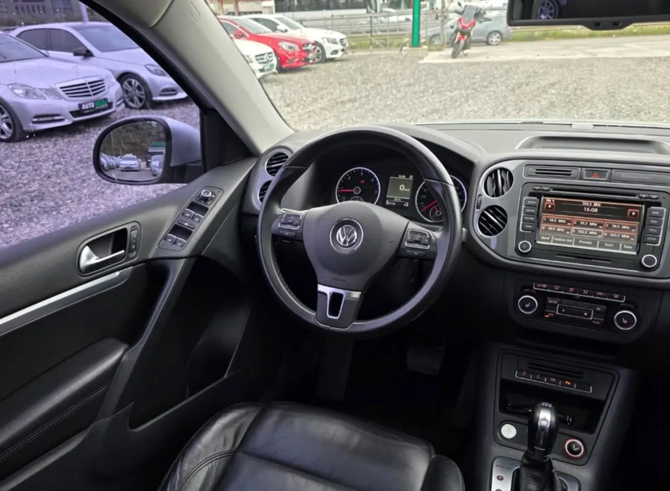 Volkswagen Tiguan, 2012 — 13