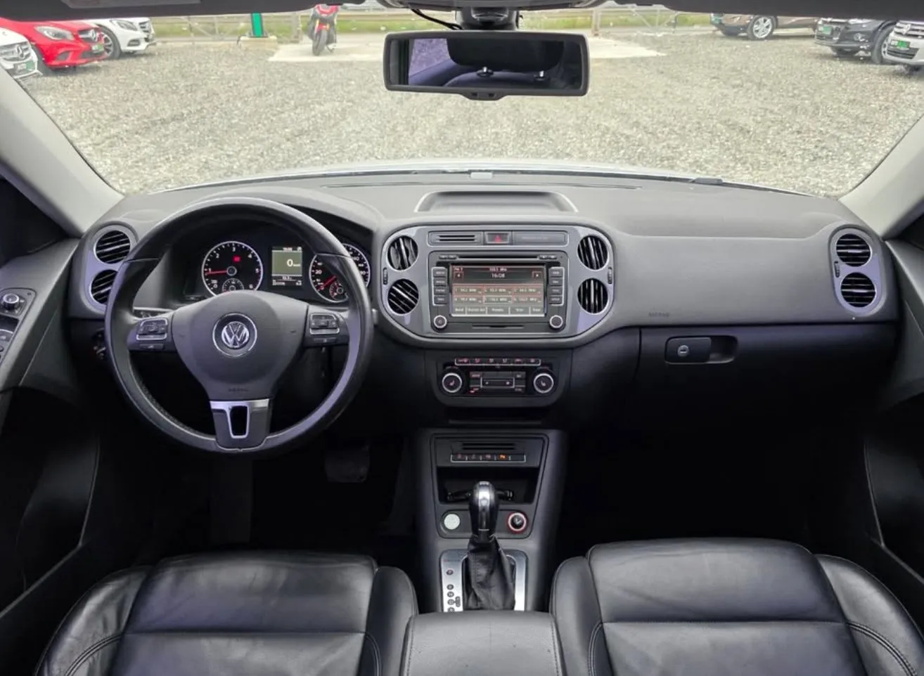 Volkswagen Tiguan, 2012 — 11