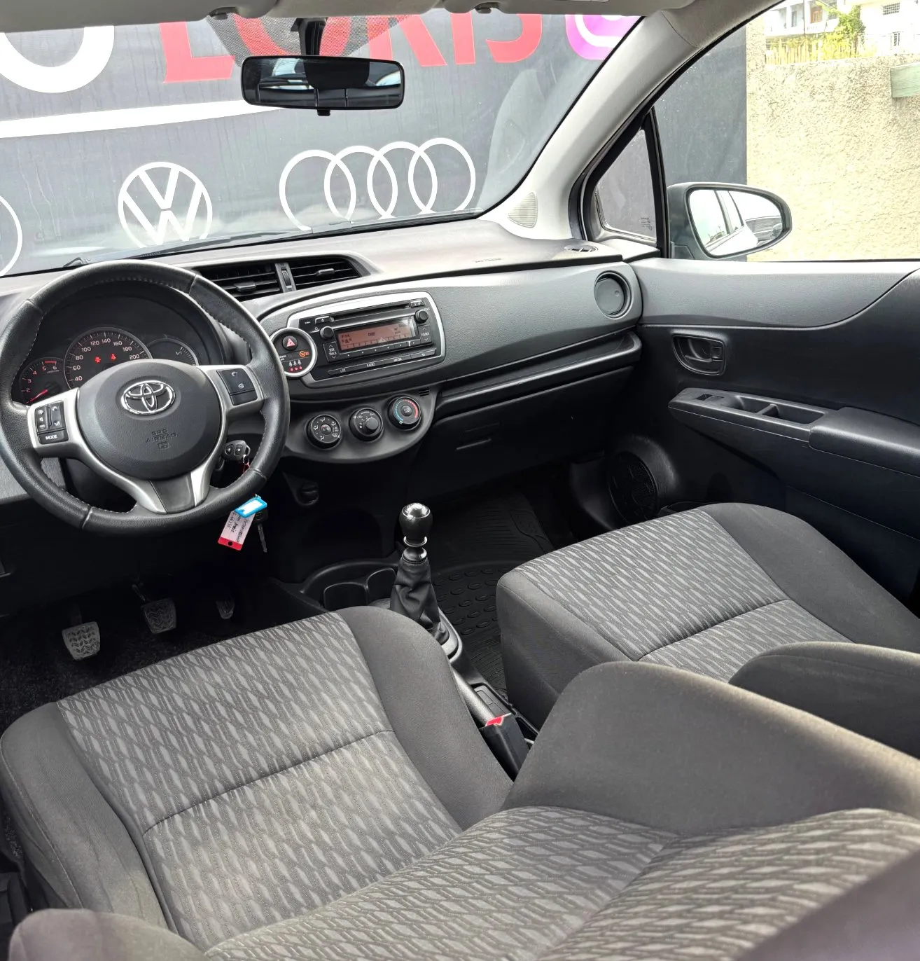 Toyota Yaris, 2014 — 7