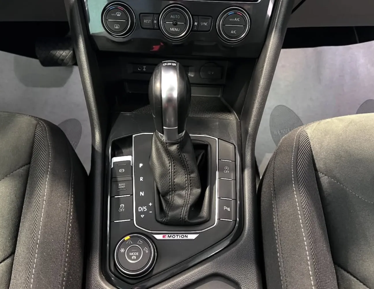 Volkswagen Tiguan, 2017 — 10
