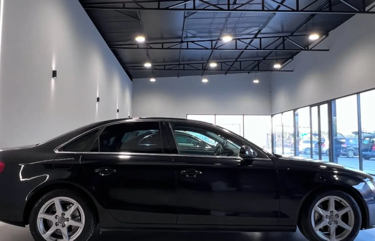 Audi A4, 2010 — 5