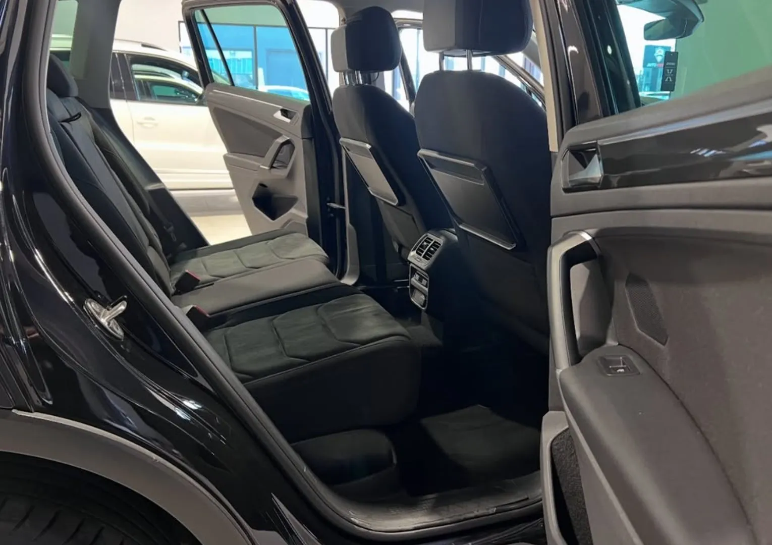 Volkswagen Tiguan, 2016 — 10