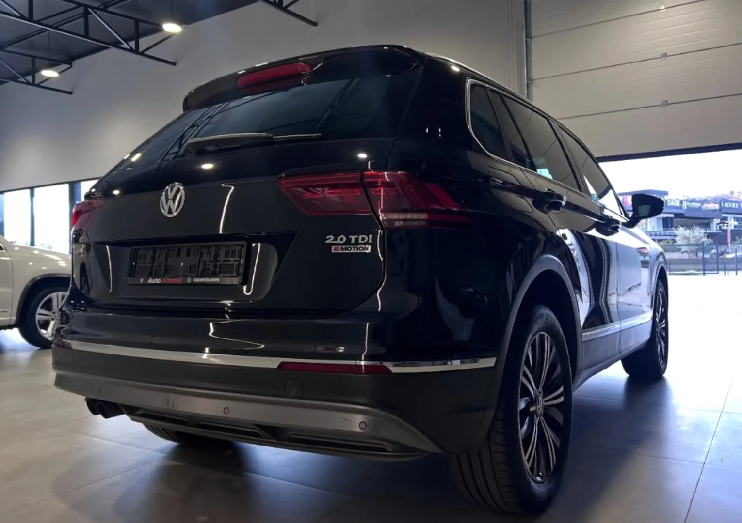 Volkswagen Tiguan, 2016 — 11